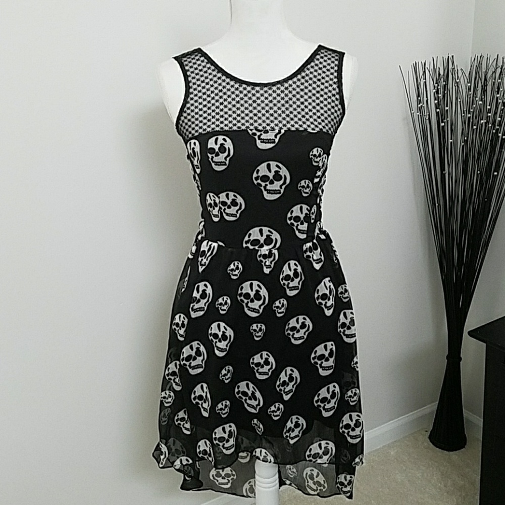 Black skull dress
